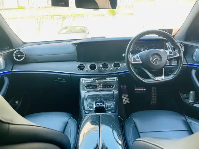 メルセデス・ベンツ Ｅ２００ 千葉県 2016(平28)年 9万km 黒 レザーEXCパッケージ/パナメリカーナグリル/純正ナビ/Bluetooth/フルセグTV/ETC/ACC/衝突軽減ブレーキ