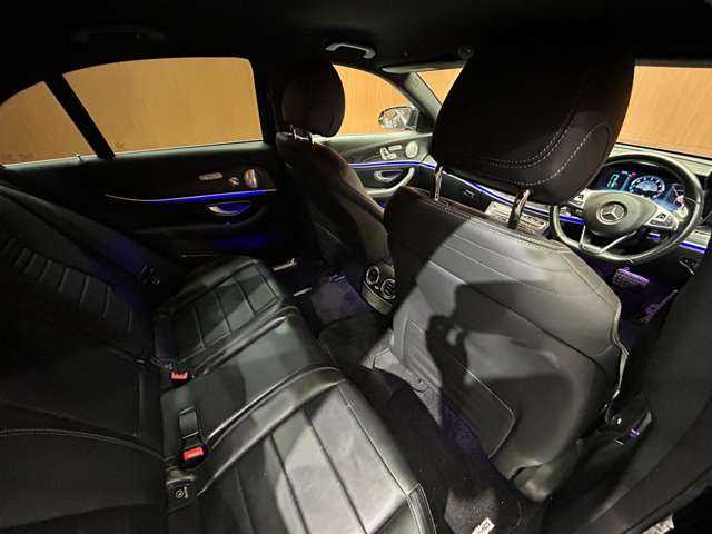 メルセデス・ベンツ Ｅ２００ アバンギャルド スポーツ 千葉県 2016(平28)年 9.1万km オブシディアンブラック レザーパッケージ　/純正ナビ　/３６０°カメラ　/ＡＣＣ　/Ｂｕｒｍｅｓｔｅｒサウンド　/全席シートヒーター　/パワーシート　/ＬＥＤヘッドライト　/オートライト　/エアバランスＰＫＧ　/電動リアゲート