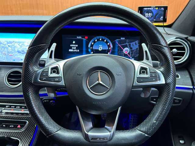 メルセデス・ベンツ Ｅ２００ アバンギャルド スポーツ 千葉県 2016(平28)年 9.1万km オブシディアンブラック レザーパッケージ　/純正ナビ　/３６０°カメラ　/ＡＣＣ　/Ｂｕｒｍｅｓｔｅｒサウンド　/全席シートヒーター　/パワーシート　/ＬＥＤヘッドライト　/オートライト　/エアバランスＰＫＧ　/電動リアゲート