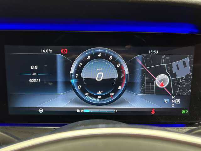 メルセデス・ベンツ Ｅ２００ アバンギャルド スポーツ 千葉県 2016(平28)年 9.1万km オブシディアンブラック レザーパッケージ　/純正ナビ　/３６０°カメラ　/ＡＣＣ　/Ｂｕｒｍｅｓｔｅｒサウンド　/全席シートヒーター　/パワーシート　/ＬＥＤヘッドライト　/オートライト　/エアバランスＰＫＧ　/電動リアゲート