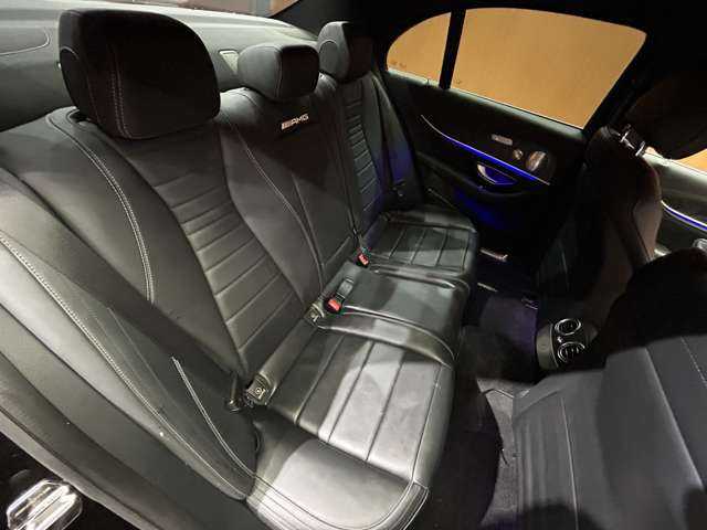 メルセデス・ベンツ Ｅ２００ アバンギャルド スポーツ 千葉県 2016(平28)年 9.1万km オブシディアンブラック レザーパッケージ　/純正ナビ　/３６０°カメラ　/ＡＣＣ　/Ｂｕｒｍｅｓｔｅｒサウンド　/全席シートヒーター　/パワーシート　/ＬＥＤヘッドライト　/オートライト　/エアバランスＰＫＧ　/電動リアゲート