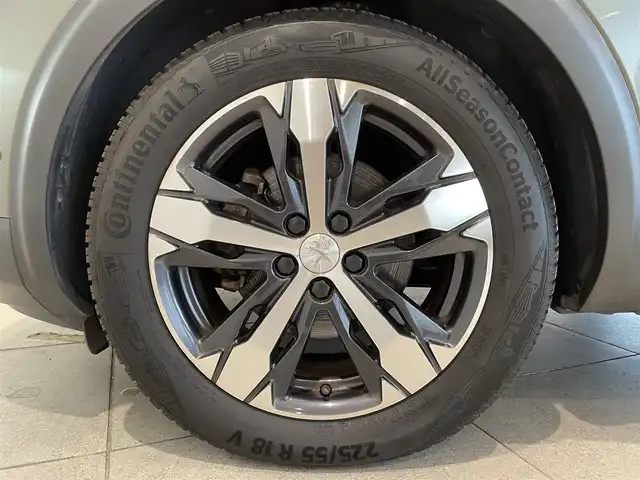 プジョー ５００８ GT ブルーHDi 愛知県 2018(平30)年 4.8万km アマゾナイトグレー Ｐａｎａｓｏｎｉｃナビ内臓　/フルセグＴＶ　/ハーフレザー　/パフュームディフューザー　/パーキングセンサー　/ＬＫＡ　/ＢＳＭ　　/クルーズコントロール　/バックカメラ　/サイドカメラ　/ミラーリンク　/AppleCarPlay/AndroidAuto/ＥＴＣ/インテリジェントオートライト/パワーバックドア/パドルシフト/ETC/プッシュスタート/アイドリングストップ/ウィンカーミラー