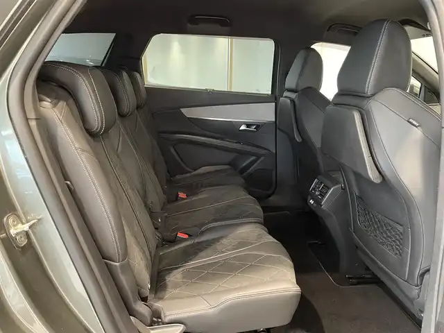 プジョー ５００８ GT ブルーHDi 愛知県 2018(平30)年 4.8万km アマゾナイトグレー Ｐａｎａｓｏｎｉｃナビ内臓　/フルセグＴＶ　/ハーフレザー　/パフュームディフューザー　/パーキングセンサー　/ＬＫＡ　/ＢＳＭ　　/クルーズコントロール　/バックカメラ　/サイドカメラ　/ミラーリンク　/AppleCarPlay/AndroidAuto/ＥＴＣ/インテリジェントオートライト/パワーバックドア/パドルシフト/ETC/プッシュスタート/アイドリングストップ/ウィンカーミラー