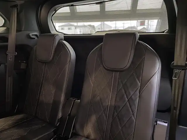 プジョー ５００８ GT ブルーHDi 愛知県 2018(平30)年 4.8万km アマゾナイトグレー Ｐａｎａｓｏｎｉｃナビ内臓　/フルセグＴＶ　/ハーフレザー　/パフュームディフューザー　/パーキングセンサー　/ＬＫＡ　/ＢＳＭ　　/クルーズコントロール　/バックカメラ　/サイドカメラ　/ミラーリンク　/AppleCarPlay/AndroidAuto/ＥＴＣ/インテリジェントオートライト/パワーバックドア/パドルシフト/ETC/プッシュスタート/アイドリングストップ/ウィンカーミラー