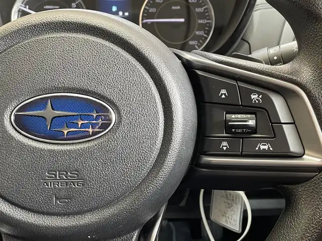 スバル インプレッサ スポーツ 1．6i－L アイサイト 岩手県 2017(平29)年 7.2万km アイスシルバーメタリック ４WD/アイサイトVer.3/プリクラッシュブレーキ/全車速追従機能付きクルーズコントロール/アクティブレーンキープ/AT誤発進抑制制御/先行車発進告知機能/ディーラーオプションカロッツェリアナビ/フルセグTV/バックカメラ/ETC2.0/ヒルスタートアシスト/横滑り防止装置/アイドリングストップ/オートライト/フォグランプ/純正16インチアルミホイール