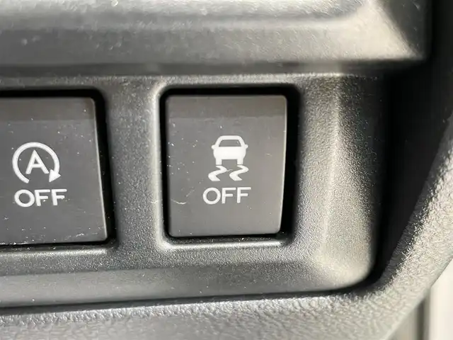 スバル インプレッサ スポーツ 1．6i－L アイサイト 岩手県 2017(平29)年 7.2万km アイスシルバーメタリック ４WD/アイサイトVer.3/プリクラッシュブレーキ/全車速追従機能付きクルーズコントロール/アクティブレーンキープ/AT誤発進抑制制御/先行車発進告知機能/ディーラーオプションカロッツェリアナビ/フルセグTV/バックカメラ/ETC2.0/ヒルスタートアシスト/横滑り防止装置/アイドリングストップ/オートライト/フォグランプ/純正16インチアルミホイール