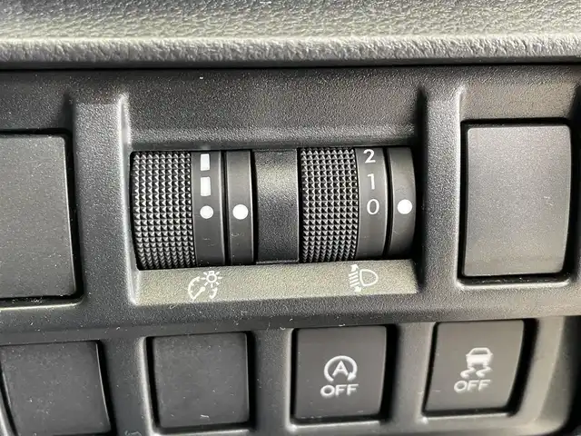 スバル インプレッサ スポーツ 1．6i－L アイサイト 岩手県 2017(平29)年 7.2万km アイスシルバーメタリック ４WD/アイサイトVer.3/プリクラッシュブレーキ/全車速追従機能付きクルーズコントロール/アクティブレーンキープ/AT誤発進抑制制御/先行車発進告知機能/ディーラーオプションカロッツェリアナビ/フルセグTV/バックカメラ/ETC2.0/ヒルスタートアシスト/横滑り防止装置/アイドリングストップ/オートライト/フォグランプ/純正16インチアルミホイール