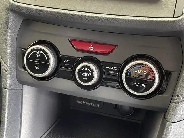 スバル インプレッサ スポーツ 1．6i－L アイサイト 岩手県 2017(平29)年 7.2万km アイスシルバーメタリック ４WD/アイサイトVer.3/プリクラッシュブレーキ/全車速追従機能付きクルーズコントロール/アクティブレーンキープ/AT誤発進抑制制御/先行車発進告知機能/ディーラーオプションカロッツェリアナビ/フルセグTV/バックカメラ/ETC2.0/ヒルスタートアシスト/横滑り防止装置/アイドリングストップ/オートライト/フォグランプ/純正16インチアルミホイール