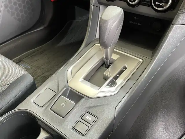 スバル インプレッサ スポーツ 1．6i－L アイサイト 岩手県 2017(平29)年 7.2万km アイスシルバーメタリック ４WD/アイサイトVer.3/プリクラッシュブレーキ/全車速追従機能付きクルーズコントロール/アクティブレーンキープ/AT誤発進抑制制御/先行車発進告知機能/ディーラーオプションカロッツェリアナビ/フルセグTV/バックカメラ/ETC2.0/ヒルスタートアシスト/横滑り防止装置/アイドリングストップ/オートライト/フォグランプ/純正16インチアルミホイール