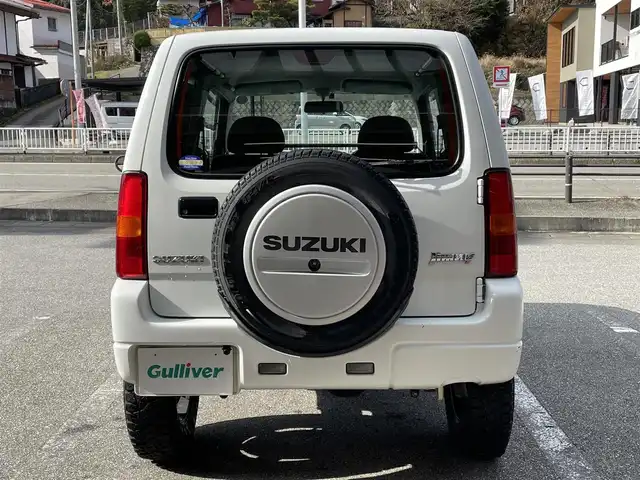 スズキ ジムニー XG 岐阜県 2010(平22)年 13.1万km スペリアホワイト 4WD/ディスプレイオーディオ/【Bluetooth．CD.DVD.AM/FM．AUX.iPod】/バックカメラ/ETC/リモコンキー/純正フロアマット/背面タイヤ/社外ドリンクホルダー/保証書/取扱説明書