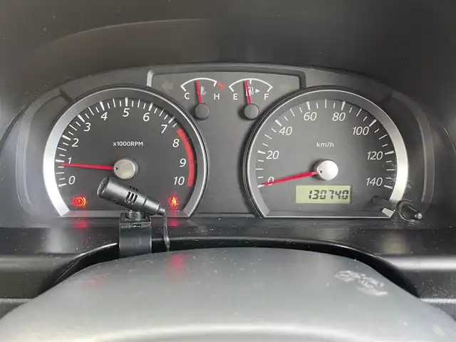 スズキ ジムニー XG 岐阜県 2010(平22)年 13.1万km スペリアホワイト 4WD/ディスプレイオーディオ/【Bluetooth．CD.DVD.AM/FM．AUX.iPod】/バックカメラ/ETC/リモコンキー/純正フロアマット/背面タイヤ/社外ドリンクホルダー/保証書/取扱説明書