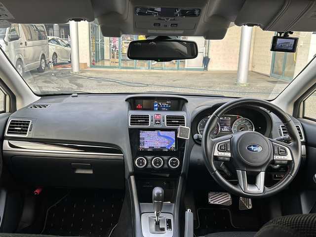 スバル インプレッサ ＸＶ 2．0i アイサイト プラウドED 愛知県 2016(平28)年 8.7万km デザートカーキ 登録時走行距離86696km/純正メモリナビ/(フルセグテレビ.FM.AM.Bluetooth)/純正17インチAW/純正フロアマット/バックカメラ/アイドリングストップ/ルーフレール/ウィンカーミラー/クルーズコントロール/ドアバイザー/プッシュスタート/パドルシフト/スマートキー/ドライブレコーダー/ETC/保証書/取扱説明書