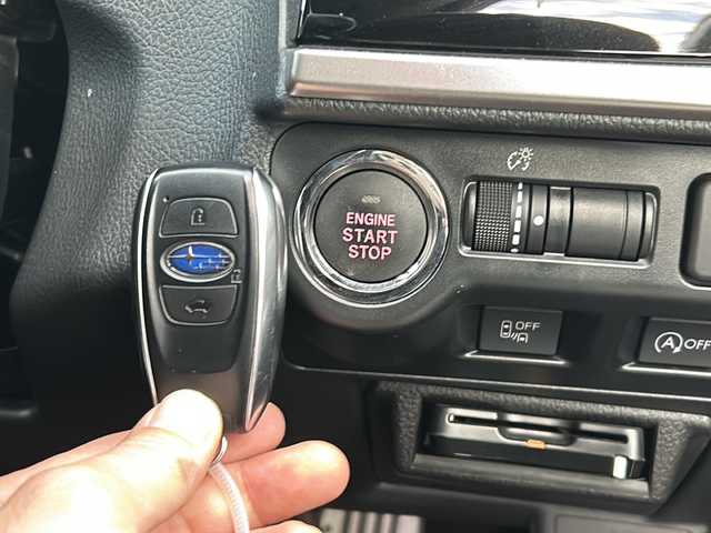 スバル インプレッサ ＸＶ 2．0i アイサイト プラウドED 愛知県 2016(平28)年 8.7万km デザートカーキ 登録時走行距離86696km/純正メモリナビ/(フルセグテレビ.FM.AM.Bluetooth)/純正17インチAW/純正フロアマット/バックカメラ/アイドリングストップ/ルーフレール/ウィンカーミラー/クルーズコントロール/ドアバイザー/プッシュスタート/パドルシフト/スマートキー/ドライブレコーダー/ETC/保証書/取扱説明書