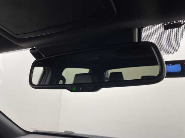 三菱 トライトン GSR 群馬県 2024(令6)年 0.3万km ホワイトダイヤモンド 純正９型ナビ　全周囲カメラ　ＥＴＣ　ドラレコ　衝突被害軽減ブレーキ　レーンアシスト　アダプティブクルーズコントロール　ＬＥＤヘッドライト　ステアリングヒーター　レザーシート　シートヒーター　禁煙車