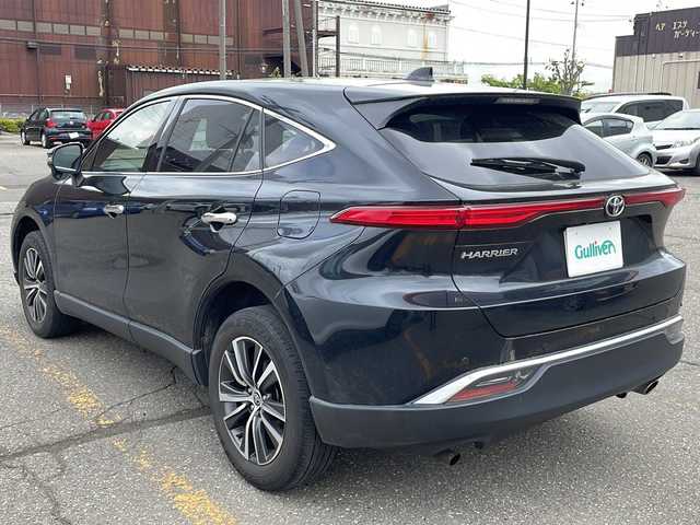 トヨタ ハリアー G 新潟県 2020(令2)年 11.2万km プレシャスブラックパール 4WD/トヨタセーフティセンス/純正メモリナビ/(AM/FM/SD/フルセグ/Bluetooth)/バックモニター/デジタルインナーミラー/パワーバックドア/レーダークルーズコントロール/LEDオートライト/ハーフレザーシート/運転席パワーシート/純正18インチアルミホイール/置くだけ充電/ステアリングリモコン/スマートキー/ETC