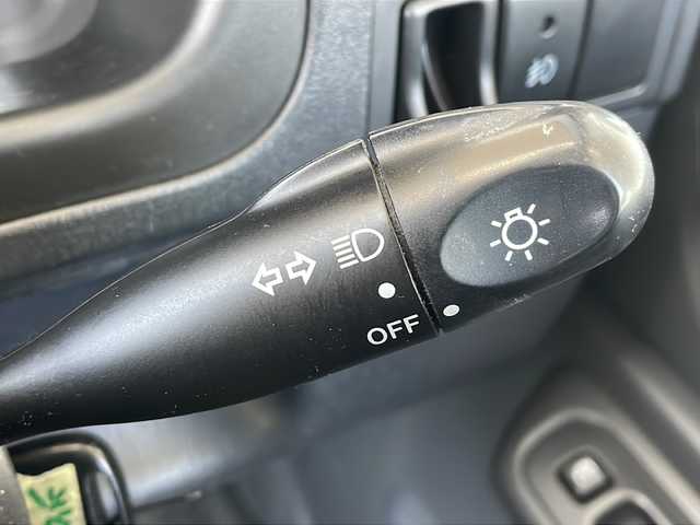 スズキ ジムニー ワイルドウィンド 長野県 2006(平18)年 10.5万km パールホワイトマイカ ４WD/ターボ/カロッツェリアCD/社外１６インチアルミ/ルーフレール/背面タイヤ/保証書・取説/スペアキー