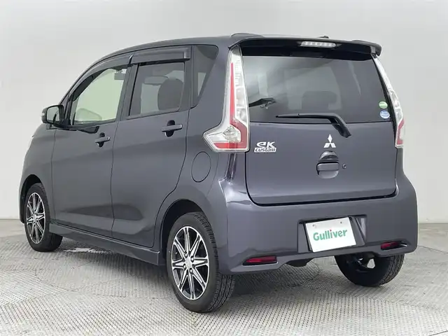 三菱 ｅＫカスタム T　セーフティPKG 道央・札幌 2018(平30)年 4.3万km パープリッシュネイビーパール ・４WD/・寒冷地仕様/・社外メモリーナビ/　CD/DVD/SD/BT/フルセグ/・全方位カメラ/・前後ドライブレコーダー/・ETC/・衝突軽減ブレーキ/・クルーズコントロール/・オートハイビーム/・アイドリングストップ/・運転席シートヒーター/・キセノンライト/・フォグライト/・オートライト/・ステアリングスイッチ/・プッシュスタート/・スマートキー/・エンジンスターター/・フロアマット/・ドアバイザー/・新車時保証書/・取扱説明書