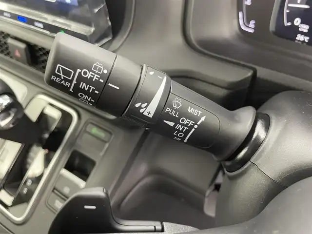 ホンダ ステップワゴン エアー EX 富山県 2025(令7)年 0.1万km未満 プラチナホワイトパール 登録済未使用車/4WD/純正11.4型ナビ（AM/FM/CD/DVD/USB/SD/BT）/フルセグTV/バックカメラ/両側パワースライドドア/衝突軽減ブレーキ/標識認識機能/渋滞追従機能付アダプティブクルーズコントロール/車線維持支援システム/ブラインドスポットインフォメーション/誤発進抑制機能/パーキングセンサーシステム/後退出庫サポート/オートハイビーム/LEDヘッドライト/純正16インチAW/パドルシフト/電動リアゲート/スマートキー×２/プッシュスタート/アイドリングストップ/取扱説明書/保証書