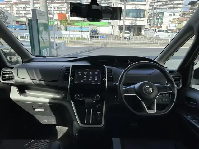 日産 セレナ ハイウェイスター プロパイロットED 愛知県 2017(平29)年 6.6万km ダイヤモンドブラック 純SDナビテレビ/フルセグテレビ/純フリップダウンモニター/両側パワースライドドア/プロパイロット/バックカメラ/ドライブレコーダー/エマージェンシーブレーキ/純16インチAW/社外AW付スタッドレスタイヤ車載