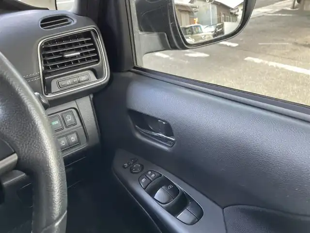 日産 セレナ ハイウェイスター プロパイロットED 愛知県 2017(平29)年 6.6万km ダイヤモンドブラック 純SDナビテレビ/フルセグテレビ/純フリップダウンモニター/両側パワースライドドア/プロパイロット/バックカメラ/ドライブレコーダー/エマージェンシーブレーキ/純16インチAW/社外AW付スタッドレスタイヤ車載