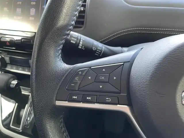 日産 セレナ ハイウェイスター プロパイロットED 愛知県 2017(平29)年 6.6万km ダイヤモンドブラック 純SDナビテレビ/フルセグテレビ/純フリップダウンモニター/両側パワースライドドア/プロパイロット/バックカメラ/ドライブレコーダー/エマージェンシーブレーキ/純16インチAW/社外AW付スタッドレスタイヤ車載