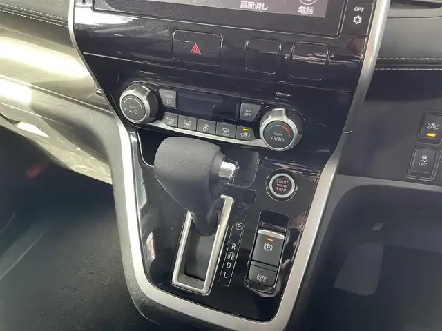 日産 セレナ ハイウェイスター プロパイロットED 愛知県 2017(平29)年 6.6万km ダイヤモンドブラック 純SDナビテレビ/フルセグテレビ/純フリップダウンモニター/両側パワースライドドア/プロパイロット/バックカメラ/ドライブレコーダー/エマージェンシーブレーキ/純16インチAW/社外AW付スタッドレスタイヤ車載