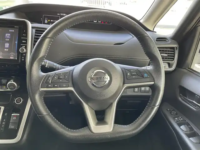 日産 セレナ ハイウェイスター プロパイロットED 愛知県 2017(平29)年 6.6万km ダイヤモンドブラック 純SDナビテレビ/フルセグテレビ/純フリップダウンモニター/両側パワースライドドア/プロパイロット/バックカメラ/ドライブレコーダー/エマージェンシーブレーキ/純16インチAW/社外AW付スタッドレスタイヤ車載