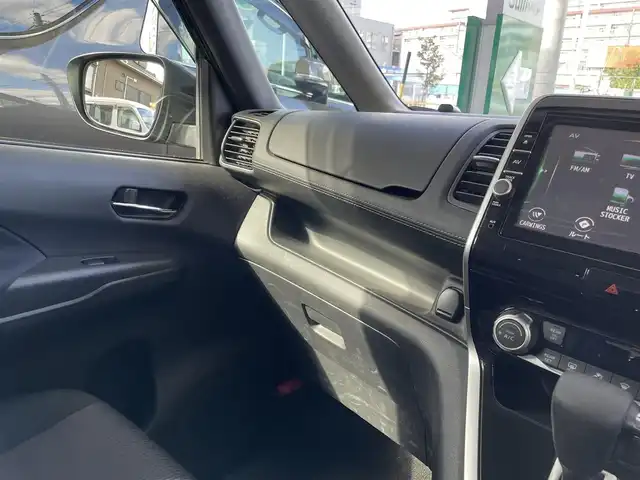 日産 セレナ ハイウェイスター プロパイロットED 愛知県 2017(平29)年 6.6万km ダイヤモンドブラック 純SDナビテレビ/フルセグテレビ/純フリップダウンモニター/両側パワースライドドア/プロパイロット/バックカメラ/ドライブレコーダー/エマージェンシーブレーキ/純16インチAW/社外AW付スタッドレスタイヤ車載