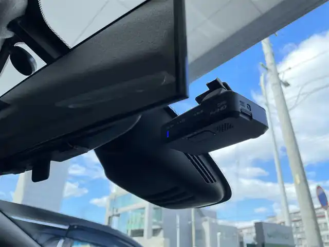 日産 セレナ ハイウェイスター プロパイロットED 愛知県 2017(平29)年 6.6万km ダイヤモンドブラック 純SDナビテレビ/フルセグテレビ/純フリップダウンモニター/両側パワースライドドア/プロパイロット/バックカメラ/ドライブレコーダー/エマージェンシーブレーキ/純16インチAW/社外AW付スタッドレスタイヤ車載