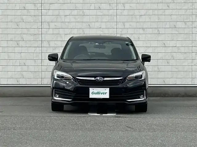 スバル インプレッサ スポーツ 2．0i－Lアイサイト 福岡県 2022(令4)年 4.3万km クリスタルブラックシリカ 純正8型HDDナビ(フルセグTV/BT)バックカメラレーダークルコンETCドラレコUSBポートHDMI純正アルミホイール17インチ純正フロアマットスマートキープッシュスタート