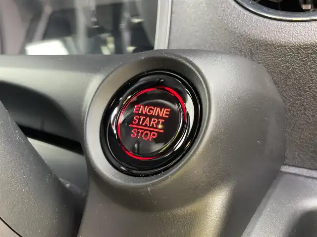 ホンダ Ｎ ＢＯＸ カスタム 石川県 2024(令6)年 1.2万km プラチナホワイトパール 純正8型ディスプレイオーディオ/バックカメラ/LEDヘッドライト/パーキングセンサー/片側パワースライドドア/ドライブレコーダー/ホンダセンシング/レーダークルーズ/純正アルミホイール/スマートキー/シートヒーター/プッシュスタート/レーンキープアシスト