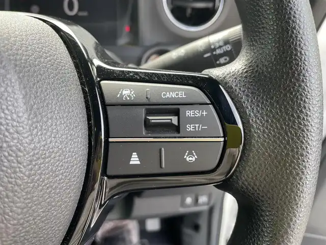 ホンダ Ｎ ＢＯＸ カスタム 石川県 2024(令6)年 1.2万km プラチナホワイトパール 純正8型ディスプレイオーディオ/バックカメラ/LEDヘッドライト/パーキングセンサー/片側パワースライドドア/ドライブレコーダー/ホンダセンシング/レーダークルーズ/純正アルミホイール/スマートキー/シートヒーター/プッシュスタート/レーンキープアシスト