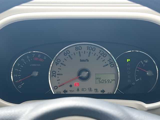 ダイハツ ミラ ココア X 京都府 2012(平24)年 5.1万km ムースピンクパール 禁煙車　/オーディオ　/オートエアコン　/アイドリングストップ　/ベンチシート　/ＣＤ　/スマートキー　/純正フロアマット　/パワーステアリング　/パワーウィンドウ　/ＡＢＳ　/ハロゲンライト　/電動格納ミラー　/ドアバイザー