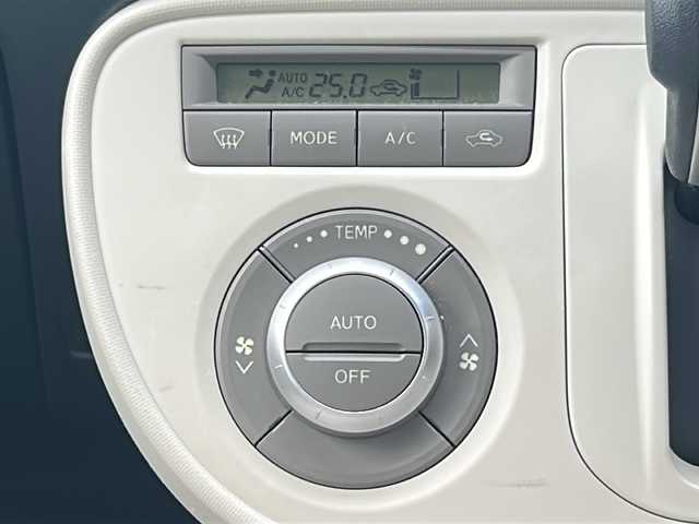 ダイハツ ミラ ココア X 京都府 2012(平24)年 5.1万km ムースピンクパール 禁煙車　/オーディオ　/オートエアコン　/アイドリングストップ　/ベンチシート　/ＣＤ　/スマートキー　/純正フロアマット　/パワーステアリング　/パワーウィンドウ　/ＡＢＳ　/ハロゲンライト　/電動格納ミラー　/ドアバイザー