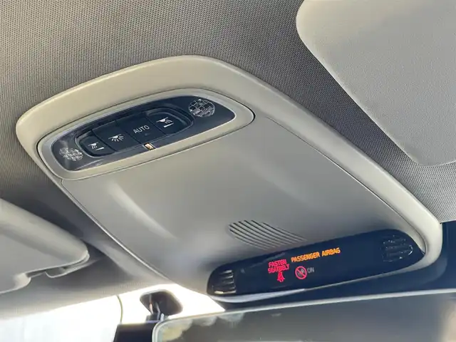 ボルボ Ｖ４０ D4 モメンタム 山梨県 2016(平28)年 5.4万km アイスホワイト ＡＣＣ/レーンキープアシスト/ブラインドスポット/純正ＨＤＤナビ/ＢＴ/ＵＳＢ/ＴＶ/運転席パワーシート/ハーフレザーシート/ＥＴＣ