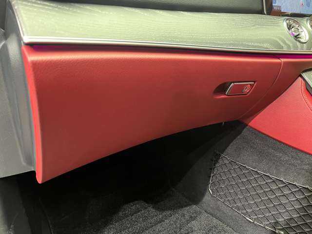 メルセデス・ベンツ ＣＬＳ２２０ｄ スポーツ エクスクルーシブPKG 千葉県 2019(平31)年 1.8万km オブシディアンブラック 赤黒革シート　/ＳＲ　/Ｂｕｒｍｅｓｔｅｒサウンド　/ＨＵＤ　/ＡＣＣ/ナビ　/ＴＶ　/３６０°/Ｂｌｕｅｔｏｏｔｈ接続　/ＣａｒＰｌａｙ　/シートヒーター　/ベンチレーション　/電動トランク　/アクティブパーキング　/ＲＳＰ