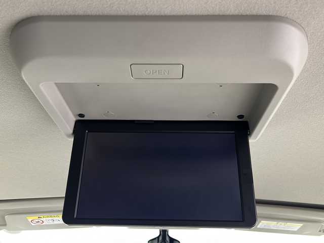 日産 セレナ e－パワー ハイウェイスター V 宮城県 2020(令2)年 6.5万km ブリリアントホワイトパール 2トーン 禁煙車/純正11.3インチフリップダウンモニター/プロパイロット/３６０°セーフティアシスト/・インテリジェントエマージェンシーブレーキ/・ふらつき警報/・アラウンドビューモニター/・車線逸脱警報/・車線逸脱防止支援/・後側方車両検知警報/・後側方衝突防止支援/・クロストラフィックアラート/デジタルインナーミラー/両側パワースライドドア/純正10インチSDナビ/・BT/CD/DVD/ブルーレイ/SD/AM/FM/フルセグTV/純正ドライブレコーダー/ビルトインETC/革巻きステアリング/ステアリングスイッチ/プッシュスタート/スマートキー/純正15インチアルミホイール/ドアバイザー/サンシェード/後席テーブル