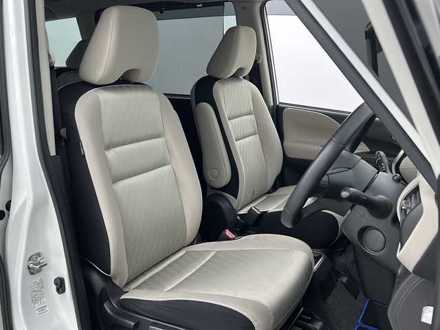 日産 セレナ e－パワー ハイウェイスター V 宮城県 2020(令2)年 6.5万km ブリリアントホワイトパール 2トーン 禁煙車/純正11.3インチフリップダウンモニター/プロパイロット/３６０°セーフティアシスト/・インテリジェントエマージェンシーブレーキ/・ふらつき警報/・アラウンドビューモニター/・車線逸脱警報/・車線逸脱防止支援/・後側方車両検知警報/・後側方衝突防止支援/・クロストラフィックアラート/デジタルインナーミラー/両側パワースライドドア/純正10インチSDナビ/・BT/CD/DVD/ブルーレイ/SD/AM/FM/フルセグTV/純正ドライブレコーダー/ビルトインETC/革巻きステアリング/ステアリングスイッチ/プッシュスタート/スマートキー/純正15インチアルミホイール/ドアバイザー/サンシェード/後席テーブル