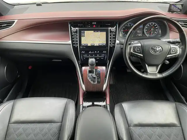 トヨタ ハリアー プレミアム アドバンスドP 茨城県 2015(平27)年 5.7万km ブラック モデリスタエアロパーツ/・フロント・リアスボイラー/純正ナビ/・ワンセグTV/・Bluetooth接続/・CDチェンジャー/・USB入力端子/JBL/バック・サイドカメラ/LEDオートライト/レーダークルーズコントロール/パワーシートD＋N席/アイドリングストップ/電動リアゲート/純正１８インチアルミホイール/ETC/ワンオーナー/保証書付き/スマートキー