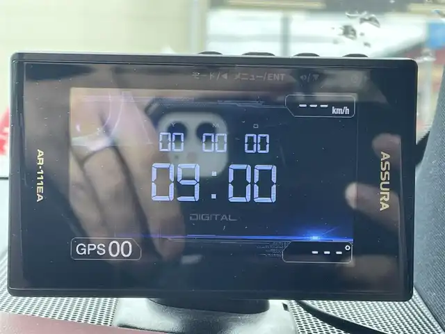 トヨタ ハリアー プレミアム アドバンスドP 茨城県 2015(平27)年 5.7万km ブラック モデリスタエアロパーツ/・フロント・リアスボイラー/純正ナビ/・ワンセグTV/・Bluetooth接続/・CDチェンジャー/・USB入力端子/JBL/バック・サイドカメラ/LEDオートライト/レーダークルーズコントロール/パワーシートD＋N席/アイドリングストップ/電動リアゲート/純正１８インチアルミホイール/ETC/ワンオーナー/保証書付き/スマートキー