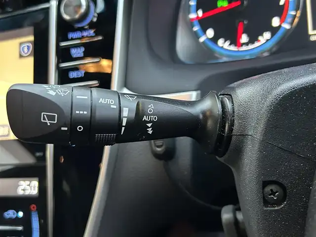 トヨタ ハリアー プレミアム アドバンスドP 茨城県 2015(平27)年 5.7万km ブラック モデリスタエアロパーツ/・フロント・リアスボイラー/純正ナビ/・ワンセグTV/・Bluetooth接続/・CDチェンジャー/・USB入力端子/JBL/バック・サイドカメラ/LEDオートライト/レーダークルーズコントロール/パワーシートD＋N席/アイドリングストップ/電動リアゲート/純正１８インチアルミホイール/ETC/ワンオーナー/保証書付き/スマートキー