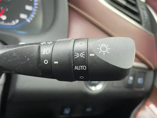 トヨタ ハリアー プレミアム アドバンスドP 茨城県 2015(平27)年 5.7万km ブラック モデリスタエアロパーツ/・フロント・リアスボイラー/純正ナビ/・ワンセグTV/・Bluetooth接続/・CDチェンジャー/・USB入力端子/JBL/バック・サイドカメラ/LEDオートライト/レーダークルーズコントロール/パワーシートD＋N席/アイドリングストップ/電動リアゲート/純正１８インチアルミホイール/ETC/ワンオーナー/保証書付き/スマートキー