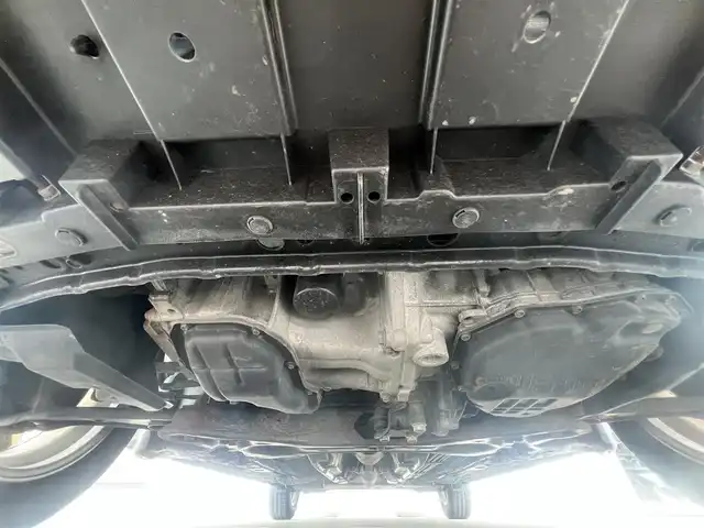 日産 ノート メダリスト 秋田県 2012(平24)年 19.2万km オーロラモーヴ 純正ナビ/フルセグ/全方位カメラ/純正アルミ/スマートキー/アイドリングストップ/プッシュスタート/ETC/純正フロアマット/純正ドアバイザー/オートライト/オートエアコン/パワーステアリング/パワーウィンドウ/レベライザー/横滑り防止/電動格納ミラー/保証書/取扱説明書/記録簿