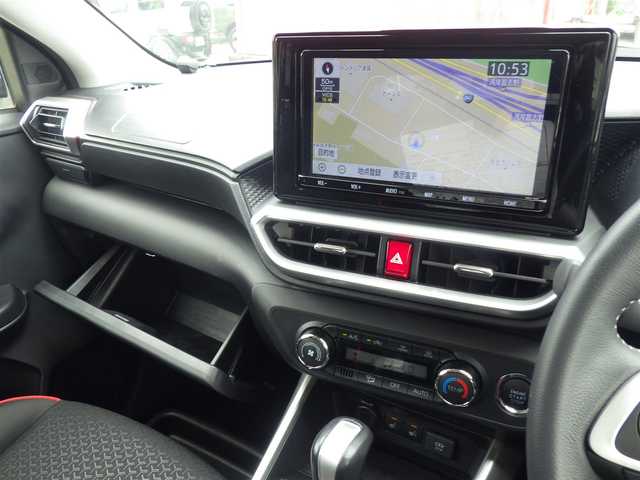 トヨタ ライズ Z 千葉県 2021(令3)年 1.5万km シャイニングホワイトパール スマートアシストIII/レーダークルーズコントロール/エコアイドル/モデリスタエアロ/純正SDナビ/地デジTV/【DVD/CD再生機能　Bluetooth接続】/バックカメラ/ドライブレコーダー（前後撮影）【ZDR-025】/バックカメラ/革巻きステアリング/ステアリングスイッチ/前席シートヒーター/ETC（2.0）/LEDヘッドライト/フォグライト/ウインカーミラー/コーナーセンサー/純正17インチアルミホイル/サイド/カーテンエアバッグ/キーフリーシステム