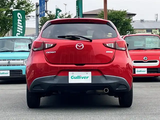 マツダ デミオ 13S Lパッケージ 静岡県 2014(平26)年 8.2万km ソウルレッドプレミアムメタリック エンジンスタートボタン/パワーステアリング/パワーウィンドウ/アイドリングストップ/スマートキー/スペアキー１本/オートエアコン/純正SDナビ（BT）/バックカメラ/ドライブレコーダー/純正フロアマット/純正アルミホイール/ハーフレザー/ABS/横滑り防止装置/オートライト/LEDヘッドライト/W+サイドエアバック/衝突軽減システム/純正アームレスト
