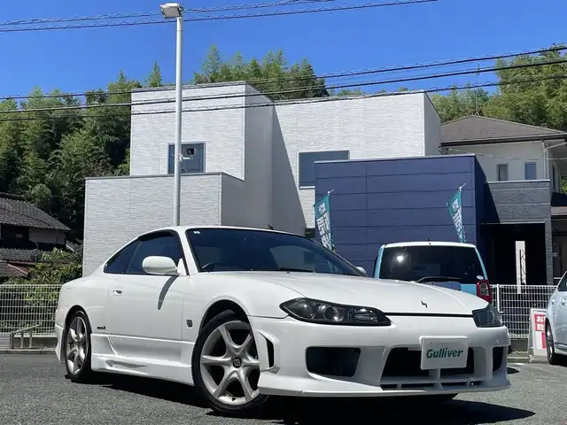 日産 シルビア スペックR bパッケージ 熊本県 2000(平12)年 17.8万km ホワイトパール エアロ/社外オーディオ/【ＡＭ／ＦＭ／ＣＤ／ＵＳＢ／ＡＵＸ】/HKS車高調/HKSサイレントハイパワーマフラー/純正17インチアルミホイール/HIDヘッドライト/ヘッドライトレベライザー/電格ミラー/純正フロアマット