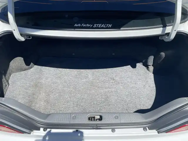 日産 シルビア スペックR bパッケージ 熊本県 2000(平12)年 17.8万km ホワイトパール エアロ/社外オーディオ/【ＡＭ／ＦＭ／ＣＤ／ＵＳＢ／ＡＵＸ】/HKS車高調/HKSサイレントハイパワーマフラー/純正17インチアルミホイール/HIDヘッドライト/ヘッドライトレベライザー/電格ミラー/純正フロアマット