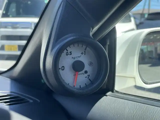 日産 シルビア スペックR bパッケージ 熊本県 2000(平12)年 17.8万km ホワイトパール エアロ/社外オーディオ/【ＡＭ／ＦＭ／ＣＤ／ＵＳＢ／ＡＵＸ】/HKS車高調/HKSサイレントハイパワーマフラー/純正17インチアルミホイール/HIDヘッドライト/ヘッドライトレベライザー/電格ミラー/純正フロアマット
