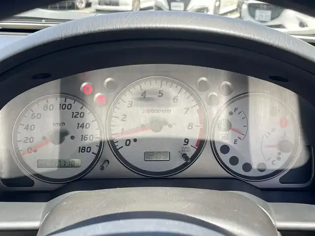 日産 シルビア スペックR bパッケージ 熊本県 2000(平12)年 17.8万km ホワイトパール エアロ/社外オーディオ/【ＡＭ／ＦＭ／ＣＤ／ＵＳＢ／ＡＵＸ】/HKS車高調/HKSサイレントハイパワーマフラー/純正17インチアルミホイール/HIDヘッドライト/ヘッドライトレベライザー/電格ミラー/純正フロアマット