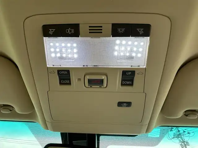 レクサス ＨＳ 250h バージョンI 福島県 2010(平22)年 7.7万km ホワイトパールクリスタルシャイン 純正ナビゲーション/【CD/DVD/USB/AUX/TV】/バックカメラ/ビルトインETC/サンルーフ/ステアリングリモコン/ヘッドアップディスプレイ/クルーズコントロール/アイドリングストップ/LEDオートライト/純正フロアマット/純正ドアバイザー